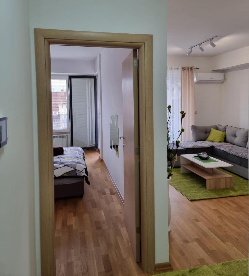 Modern & Trendy Apartment Skopie Exterior foto