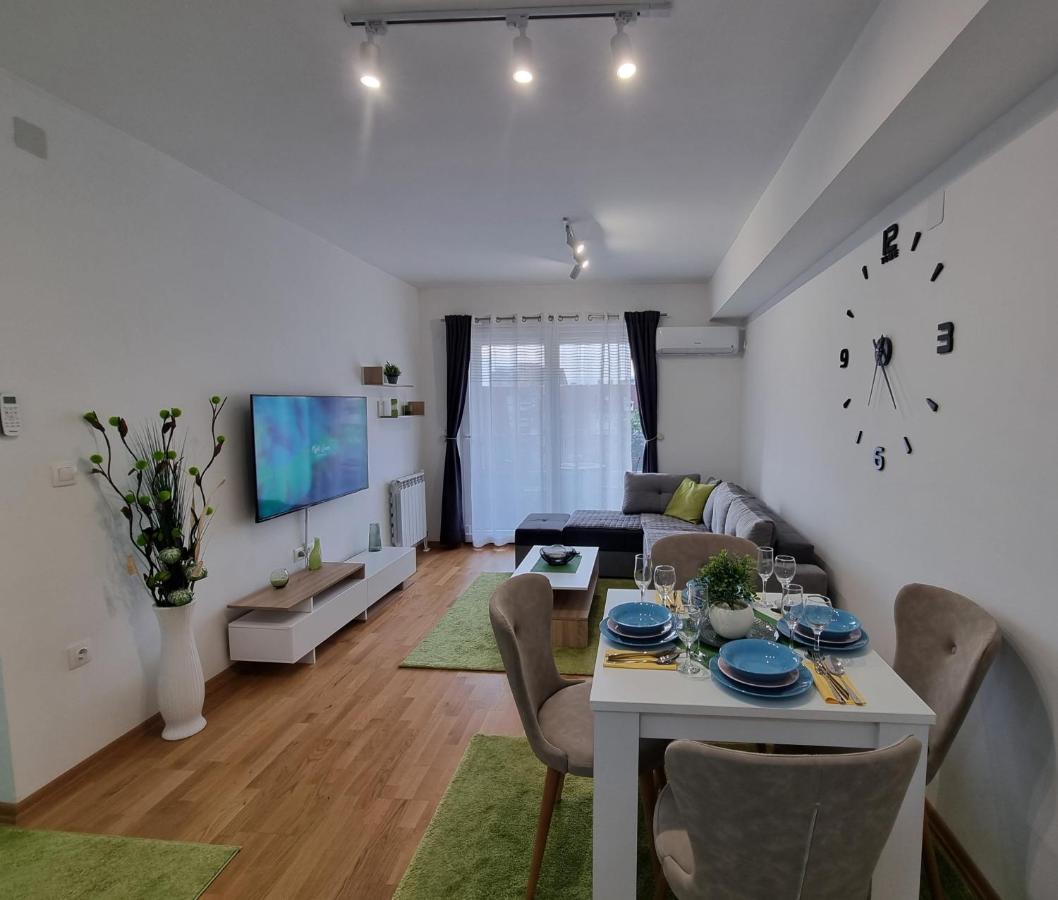 Modern & Trendy Apartment Skopie Exterior foto